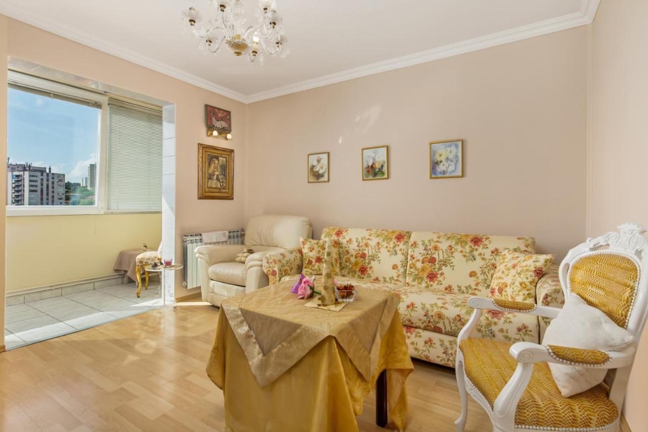 Apartment Beverly Риека Экстерьер фото
